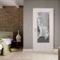 Lichtausschnitt Ranke Gelasert Auf Klarglas Lichtausschnitt Ranke Gelasert Auf Klarglas